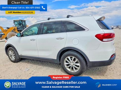 Used 2016 Kia Sorento AWD w/ LX Convenience Package image 3