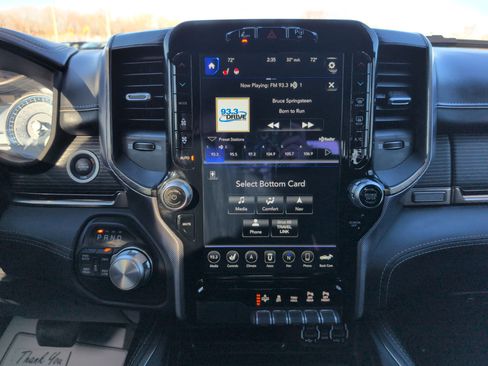 Used 2020 RAM 1500 Limited w/ Black Appearance Package image 23