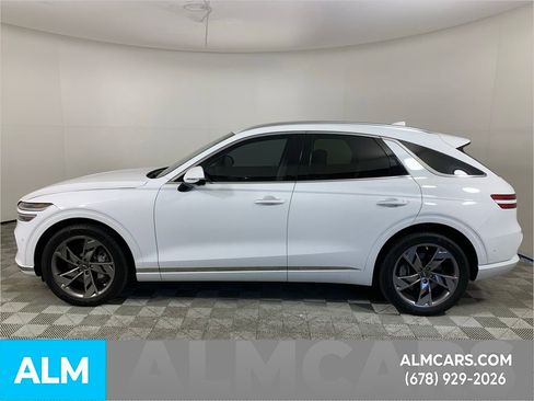 Used 2024 Genesis Electrified GV70 Advanced image 7