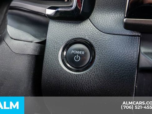 Used 2025 Toyota Camry SE image 24