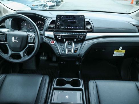 Certified 2025 Honda Odyssey EX-L image 16