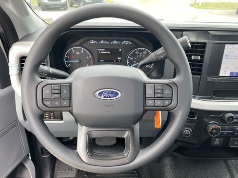 New 2025 Ford F350 XL w/ 360-Degree Camera Package RWD image 23