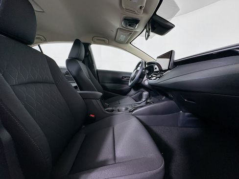 Used 2026 Toyota Corolla LE image 29