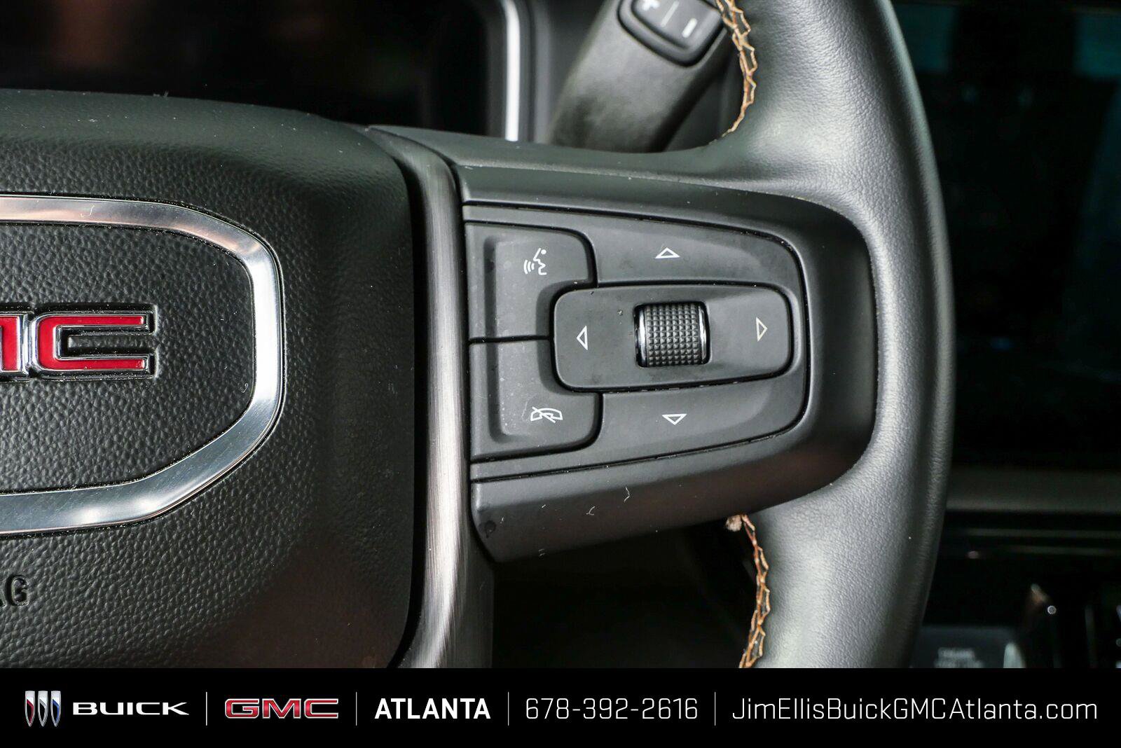 Used 2024 GMC Sierra 2500 AT4 w/ AT4 Premium Plus Package AWD/4WD image 13
