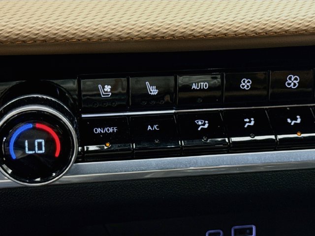 Used 2026 Chevrolet Equinox ACTIV w/ Convenience Package III FWD image 21