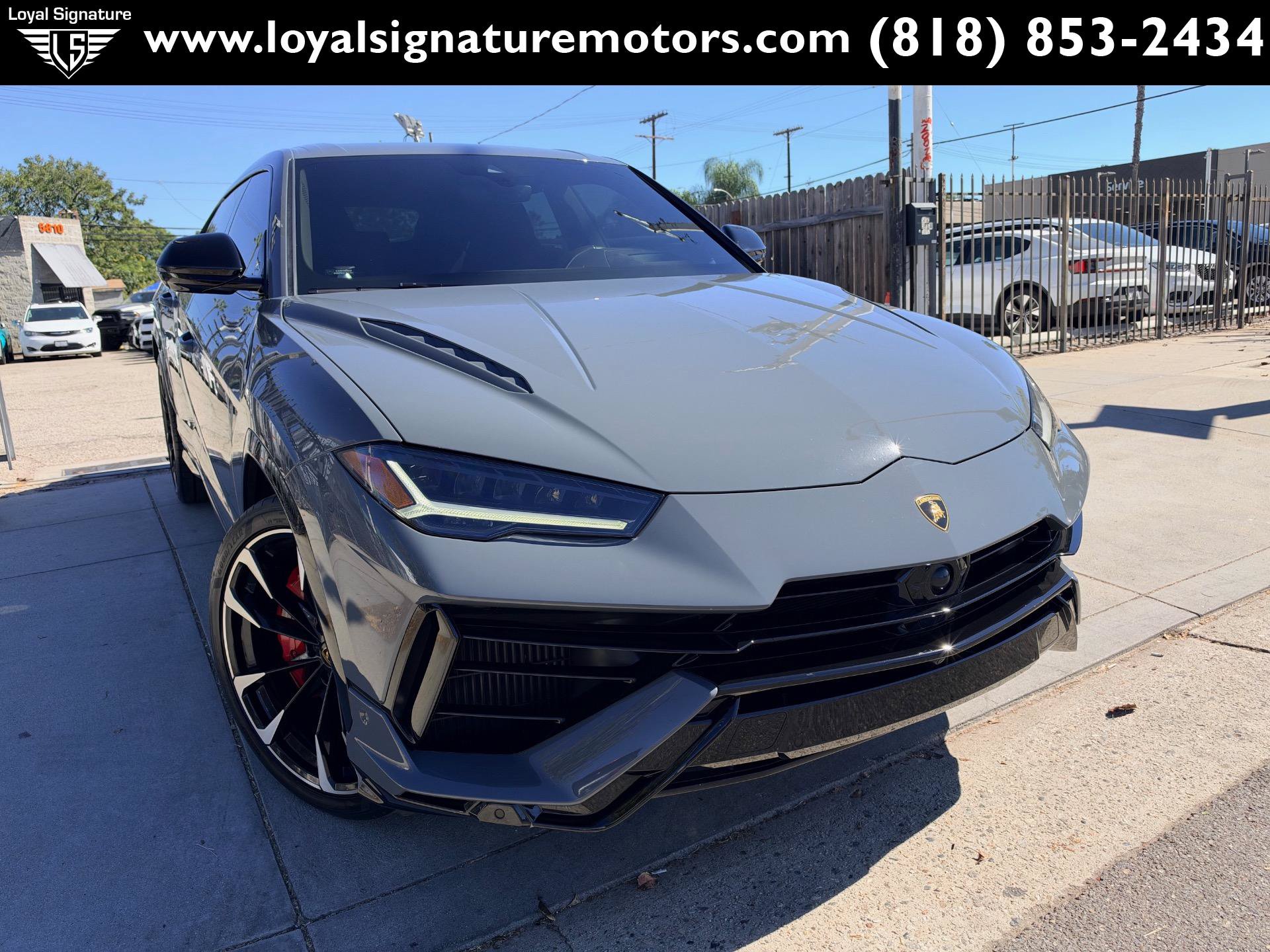 Used 2023 Lamborghini Urus S AWD/4WD image 1