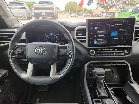 Used 2024 Toyota Sequoia Limited w/ Tow Technology Package AWD/4WD image 6