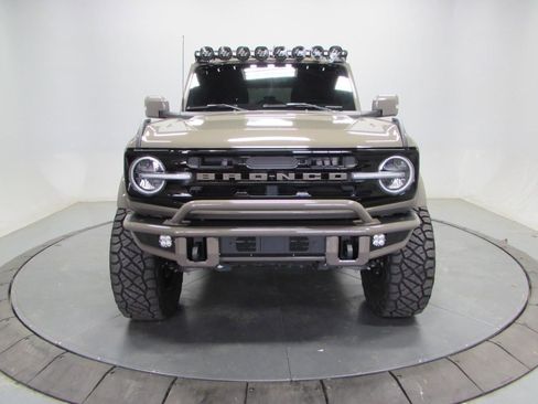 New 2025 Ford Bronco Outer Banks AWD/4WD image 2