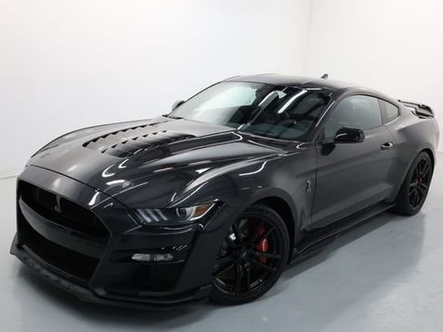 Used 2022 Ford Mustang Shelby GT500 w/ Technology Package image 52