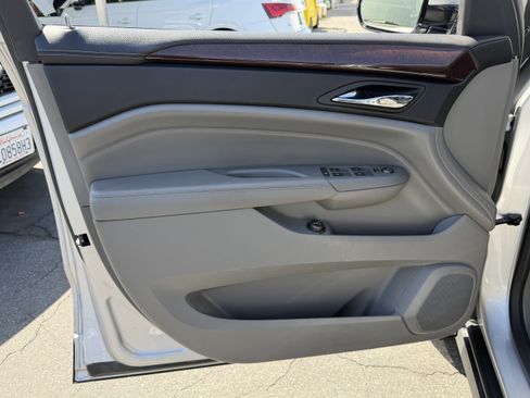 Used 2011 Cadillac SRX Performance FWD image 10