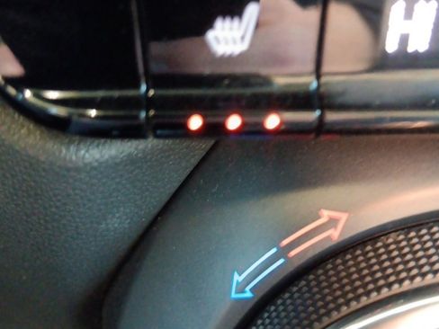 Used 2019 Chevrolet Blazer LT image 15