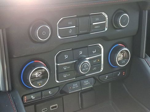 Used 2022 Chevrolet Tahoe RST w/ Luxury Package image 19