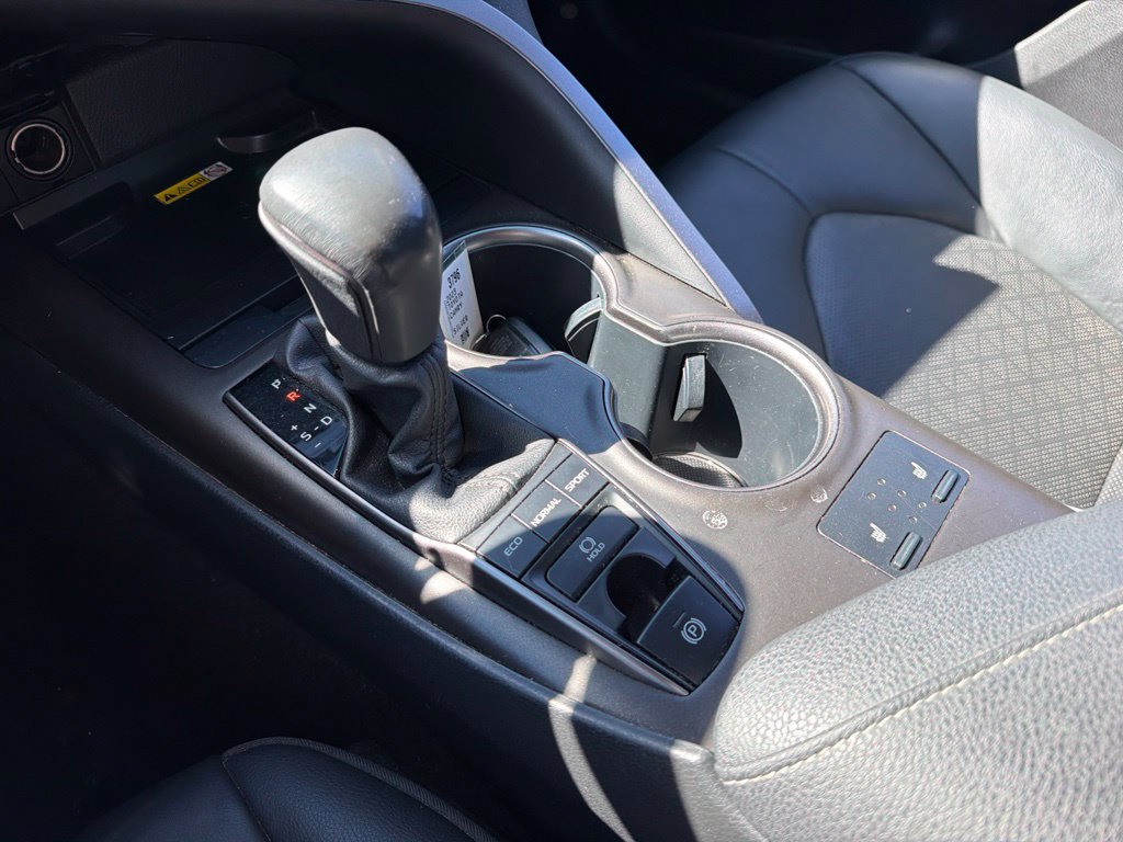 Used 2023 Toyota Camry XSE FWD image 10