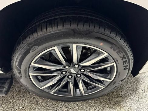 Used 2021 Cadillac Escalade Sport w/ Driver Assist Tech Package AWD/4WD image 31