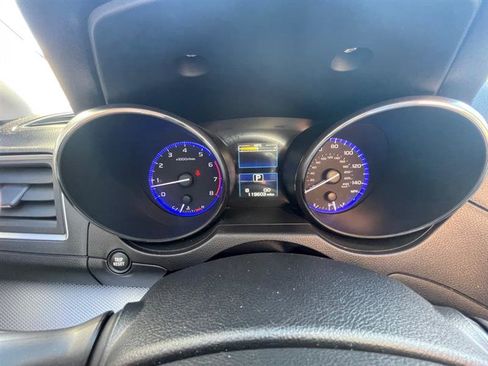 Used 2015 Subaru Outback 2.5i Premium image 19
