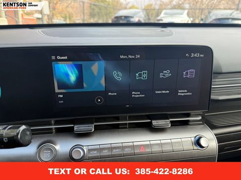 Used 2025 Hyundai Kona SEL image 27