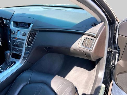 Used 2009 Cadillac CTS 3.6 RWD image 17