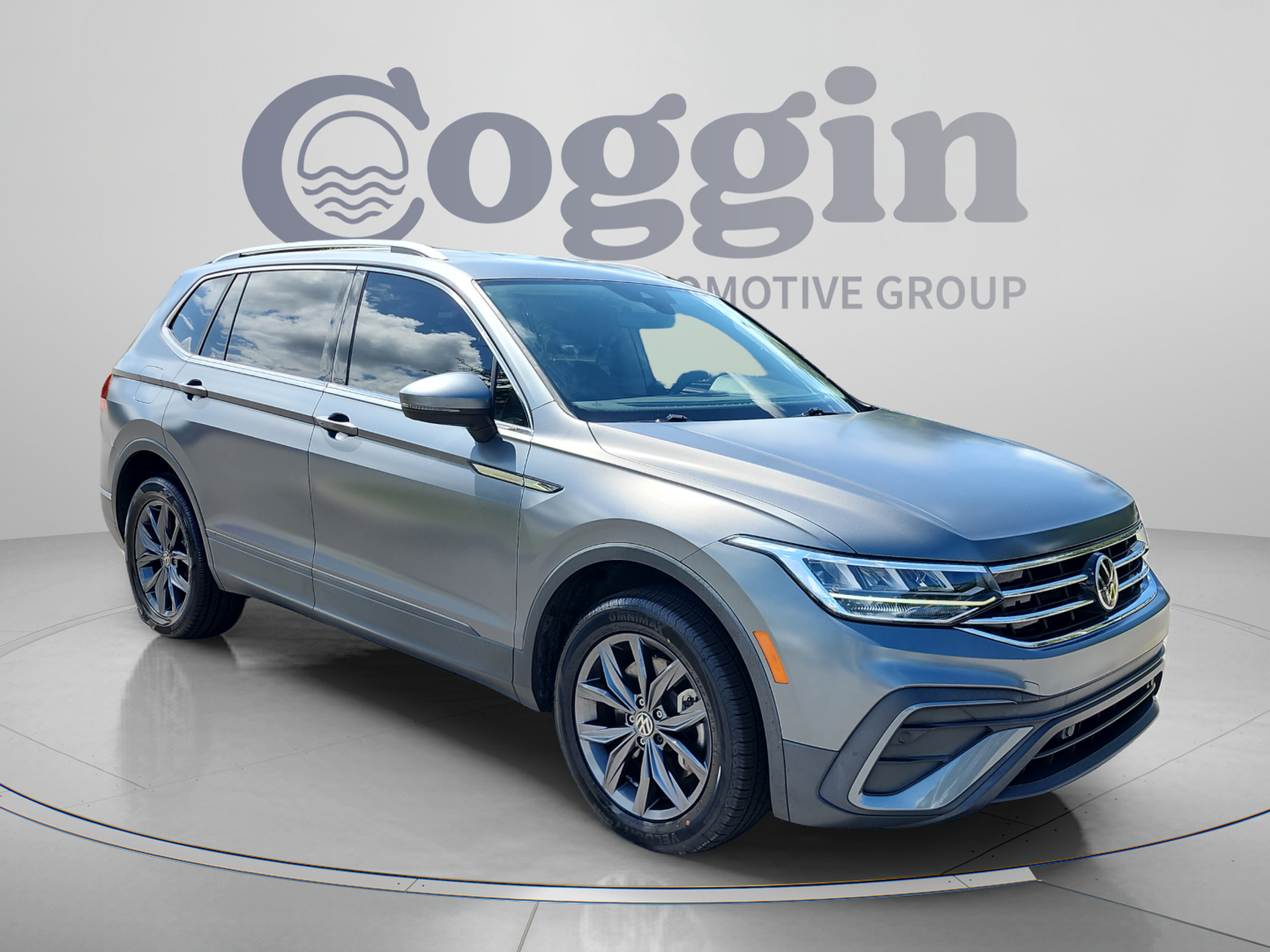 Used 2022 Volkswagen Tiguan SE FWD image 7