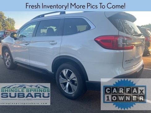 Used 2025 Subaru Ascent Premium image 3
