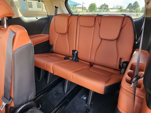 New 2026 Kia Carnival SX FWD image 9