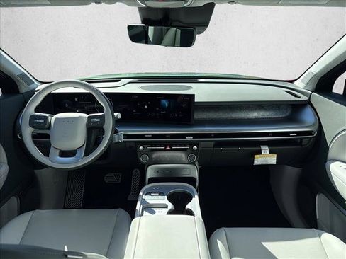 New 2026 Hyundai Ioniq 9 Calligraphy image 18