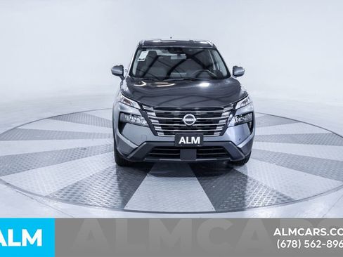 Used 2024 Nissan Rogue SV image 15