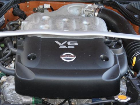 Used 2006 Nissan 350Z Touring RWD image 29
