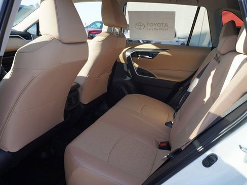 New 2025 Toyota RAV4 XLE image 8