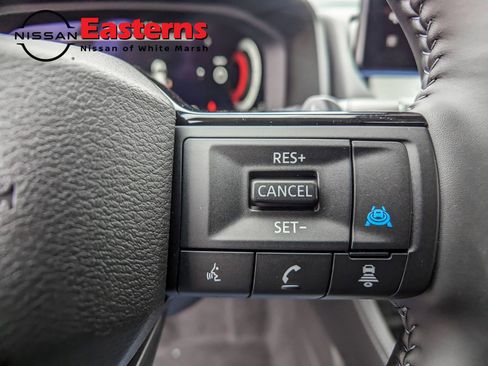 New 2026 Nissan Rogue Platinum image 17