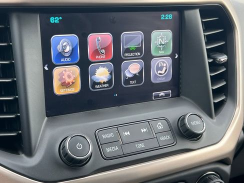 Used 2018 GMC Acadia Denali w/ Technology Package AWD/4WD image 28