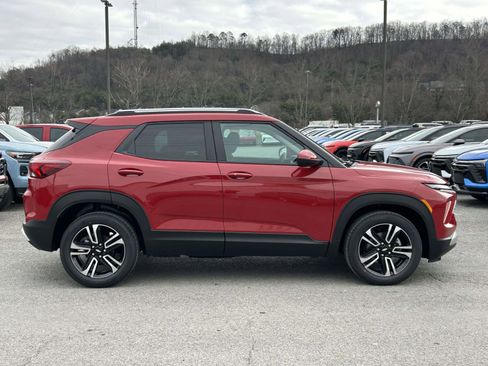 New 2026 Chevrolet TrailBlazer LT w/ Convenience Package image 2