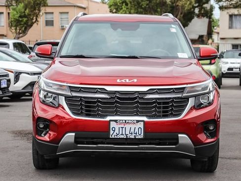 Certified 2024 Kia Seltos S FWD image 3