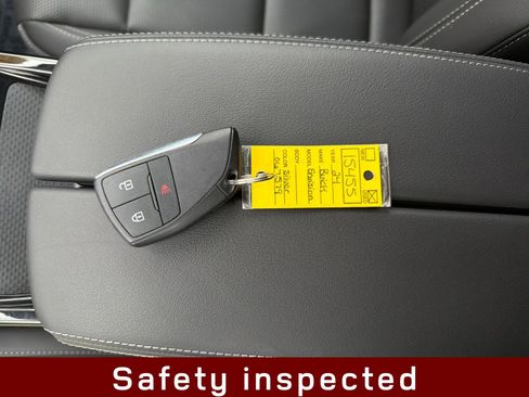 Used 2024 Buick Envision Preferred image 11