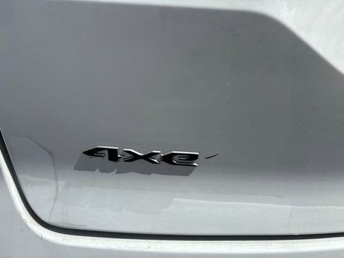 New 2025 Jeep Wagoneer S Limited w/ Comfort Package image 9