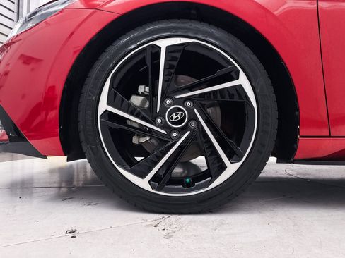 Used 2022 Hyundai Elantra N Line image 17