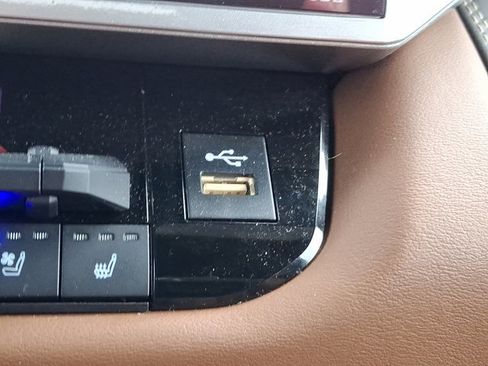 Used 2022 Toyota Tundra 1794 Edition w/ Advanced Package image 32