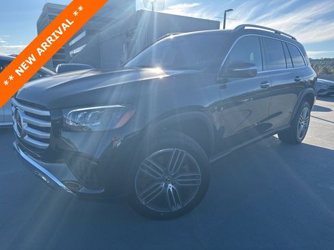 Used 2025 Mercedes-Benz GLS 450 4MATIC image 1