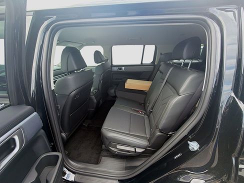 New 2026 Hyundai Santa Fe SEL FWD image 17