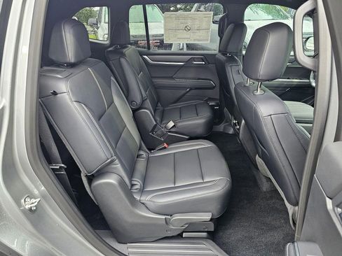 Used 2026 GMC Acadia Elevation w/ Black Edition AWD/4WD image 12