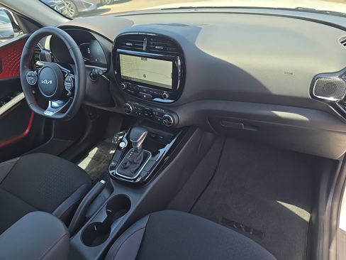 Certified 2025 Kia Soul GT-Line FWD image 11