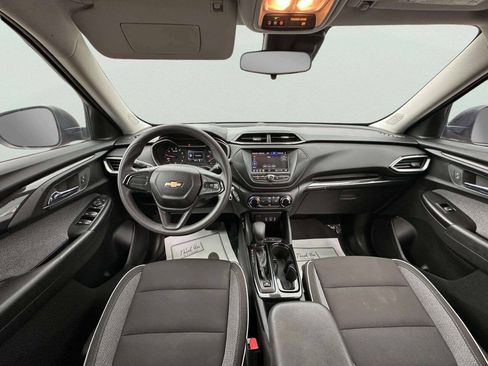 Used 2021 Chevrolet TrailBlazer LS FWD image 19