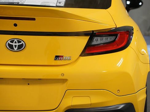 New 2026 Toyota GR86 YUZU Limited w/ GR Aero Kit image 10