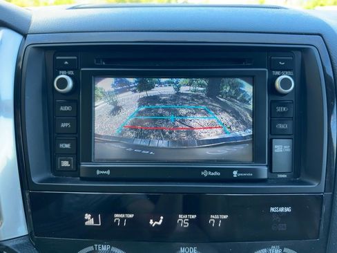 Used 2018 Toyota Sequoia Platinum image 16