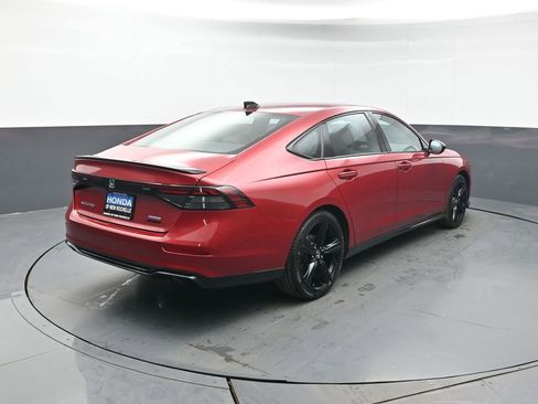 Used 2023 Honda Accord Sport image 6