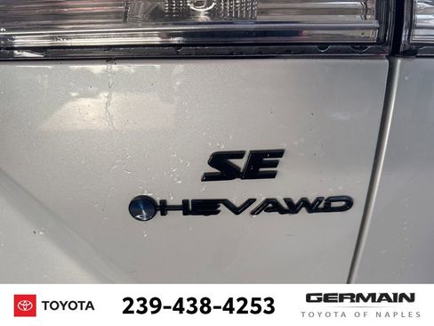 Used 2025 Toyota Corolla Cross AWD Hybrid image 10