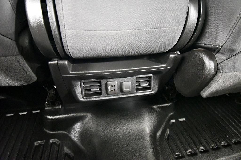 Used 2023 Chevrolet Silverado 3500 LT w/ Convenience Package AWD/4WD image 16