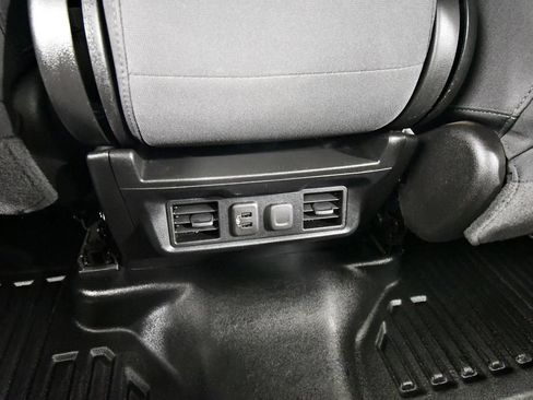 Used 2023 Chevrolet Silverado 3500 LT w/ Convenience Package AWD/4WD image 16