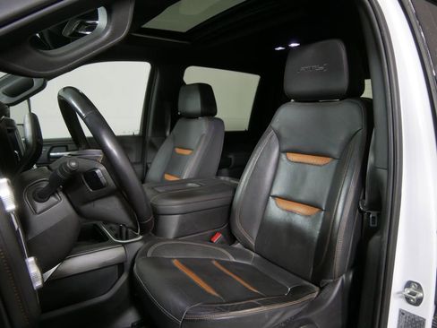 Used 2021 GMC Sierra 3500 AT4 w/ AT4 Premium Plus Package image 11