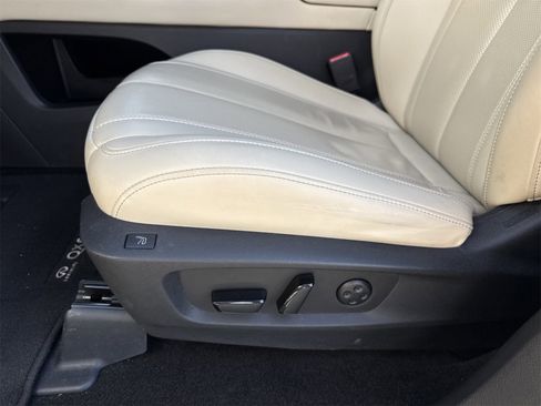 Used 2023 INFINITI QX60 Sensory w/ Vision Package image 22