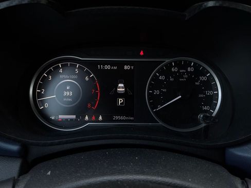 Used 2025 Nissan Versa SV FWD image 34